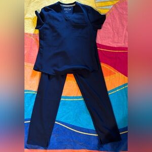 Fabletics Scrub Set Small Top Small Tall pants